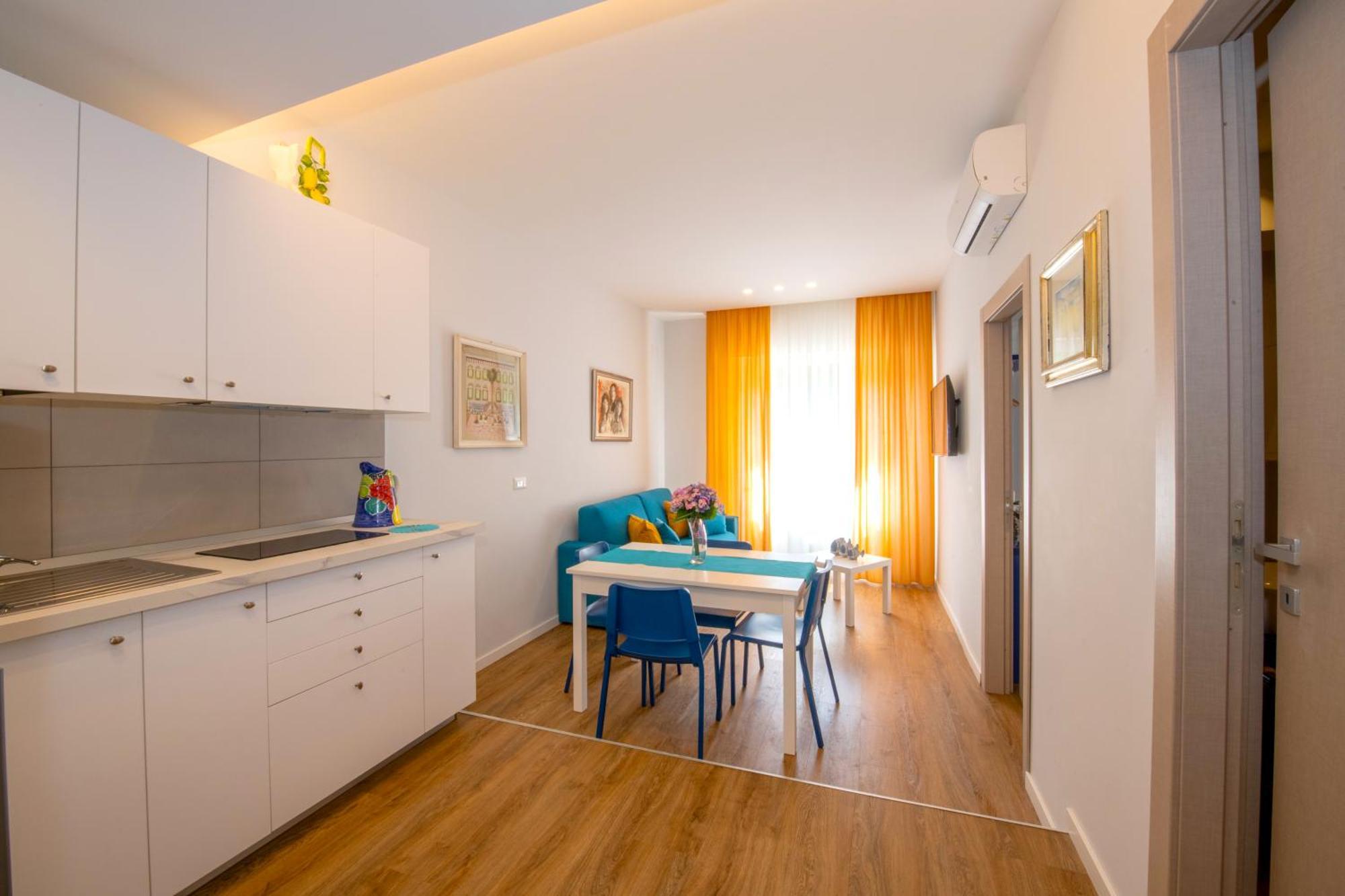 Shabby Chic Seaview Apartments Castellammare di Stabia Bagian luar foto
